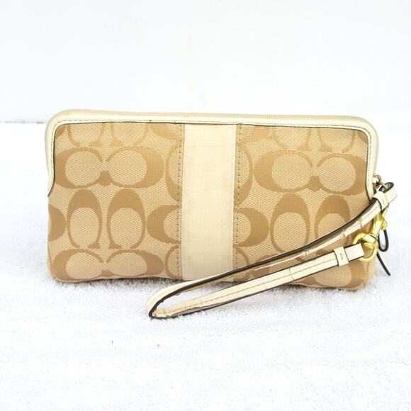 COACH Signature Beige White Strip Accordion Zip Around Wallet Wristlet F51710 - Picture 2 of 10